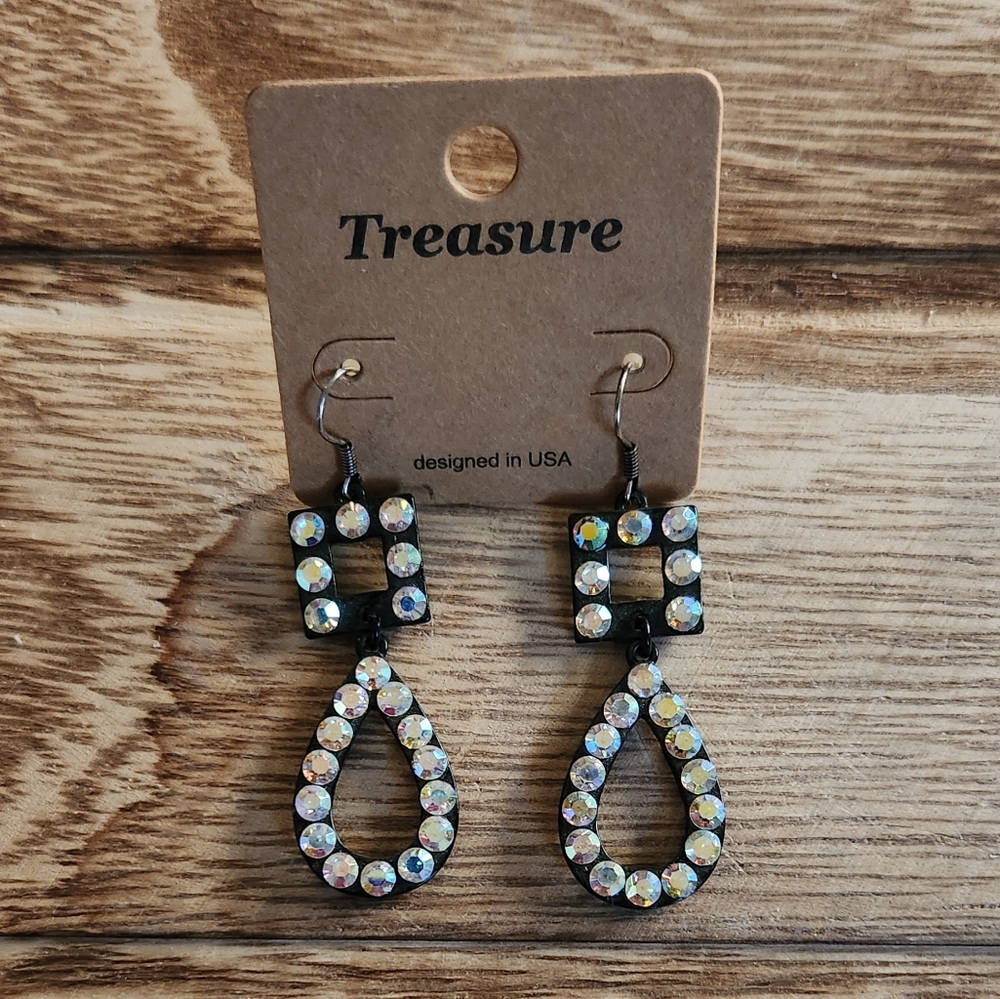 Rhinestone earrings